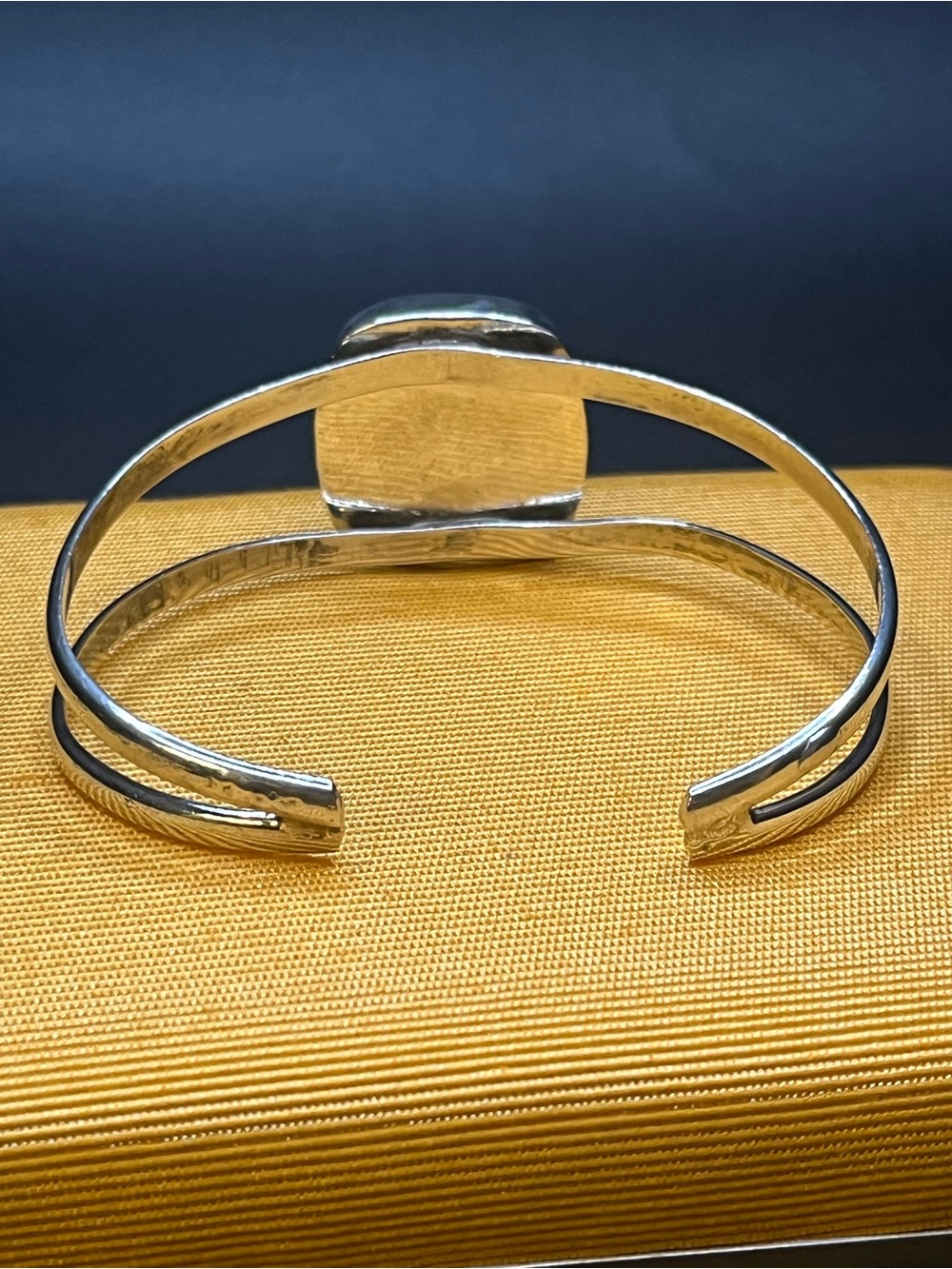 Vintage Sterling Silver 925 Stabilized Turquoise Cuff Bracelet Artisan - Picture 2 of 7